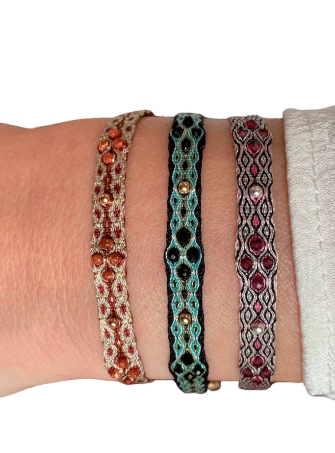 Bracelet large tissé perles de nacre et dorées - Corail